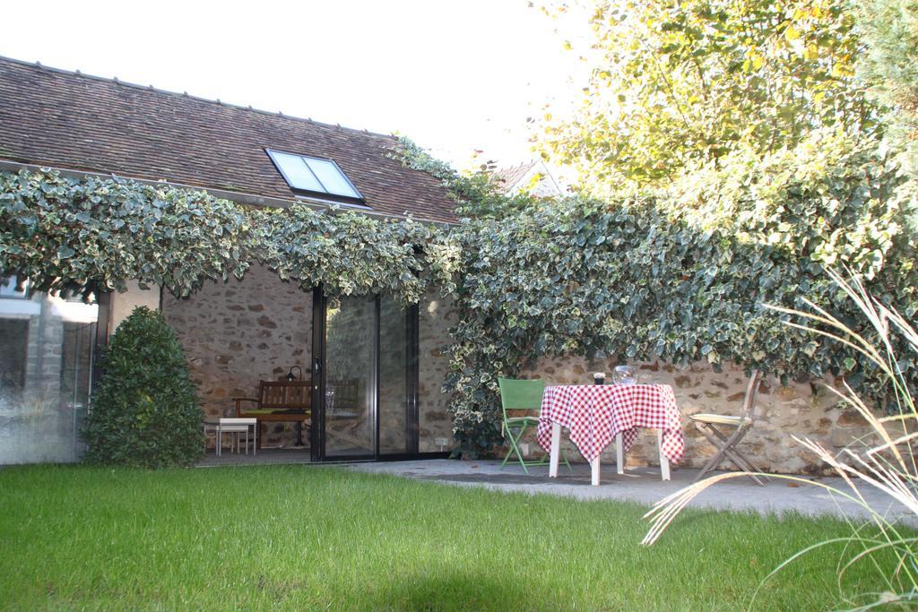 Perthes-en-Gatinais Le Nid D'Hirondelles Bed & Breakfast エクステリア 写真